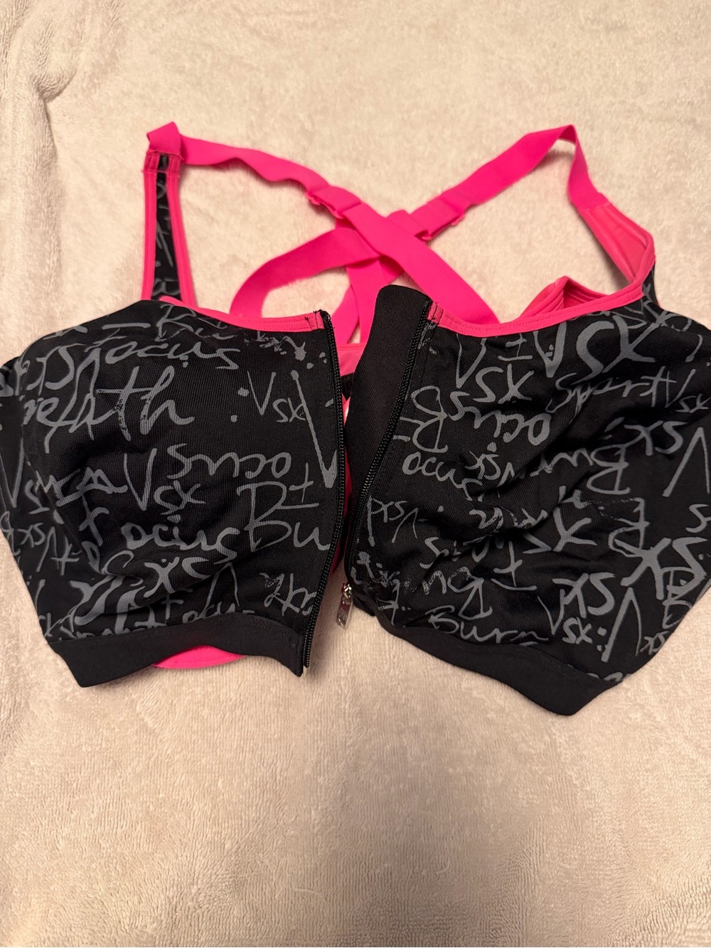 Victoria’s Secret VSX Front Zip Sport’s Bra